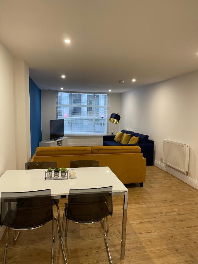 Luxury 2-Bedroom Apartment In The Heart Of Manchester City Centre Kültér fotó